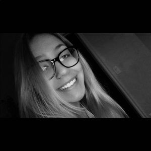 Meet your Posher, Daisha